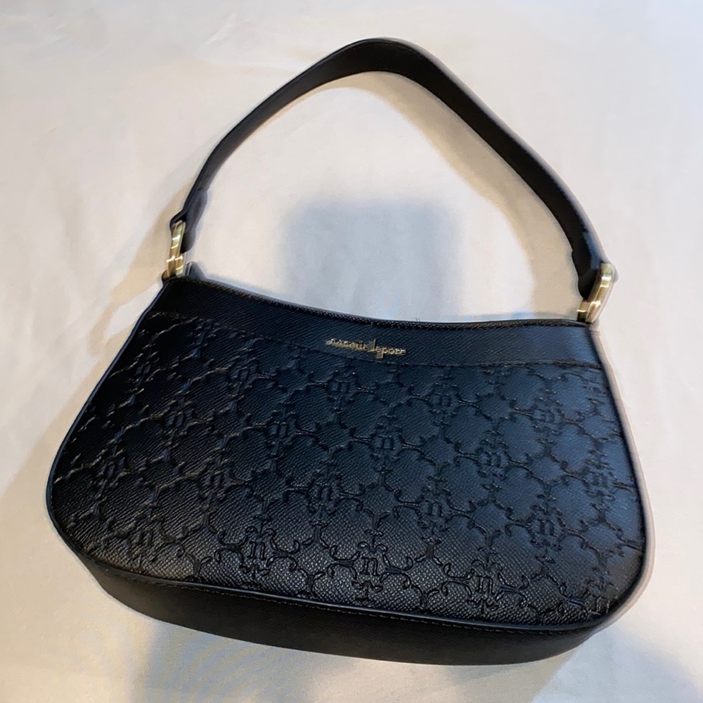 black purse